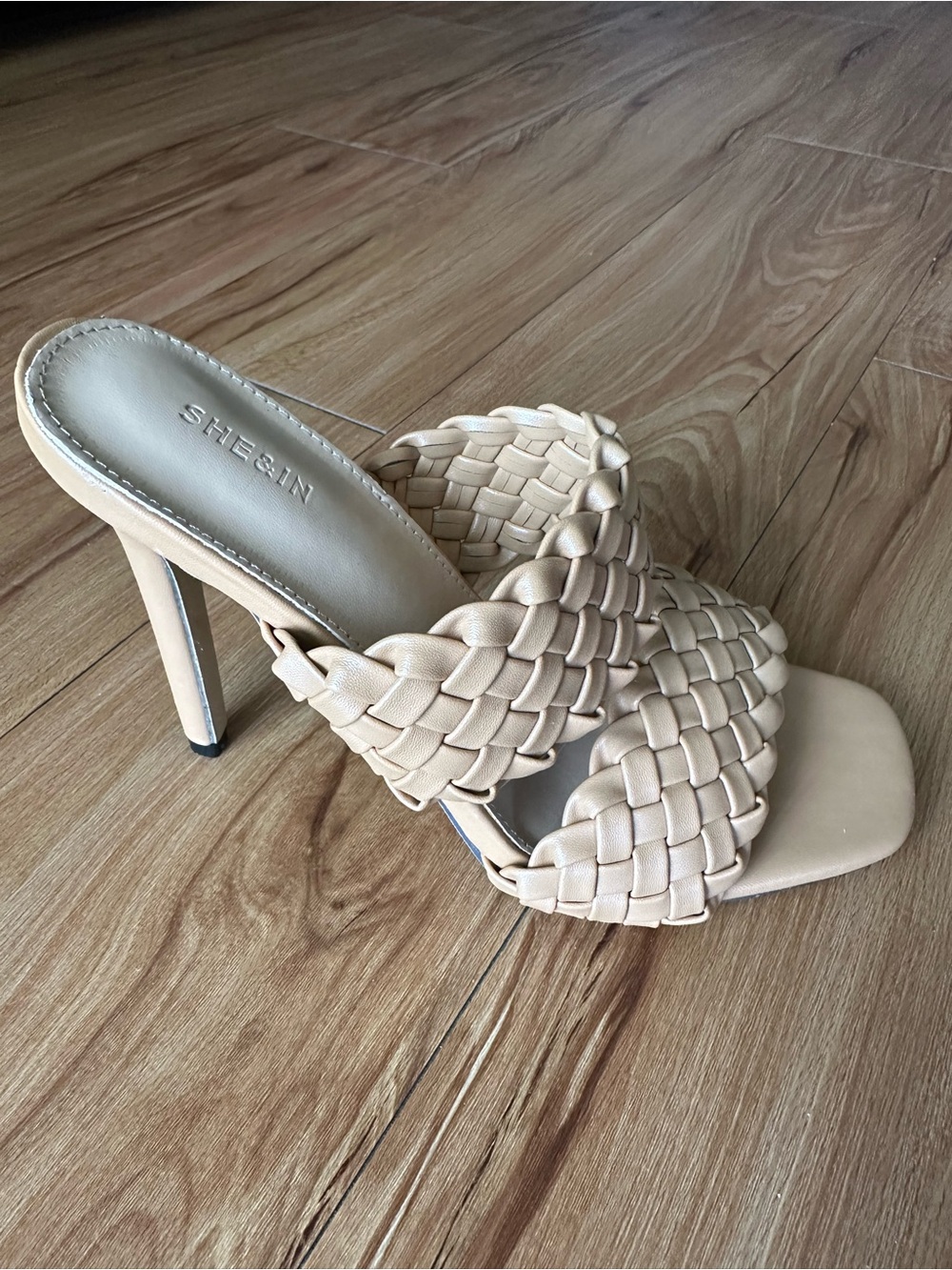 She&In Nude Double Braided Woven Strap High Heel Open Toe Sandal Like New Size 8